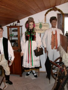 The festival dresses of Wankheim