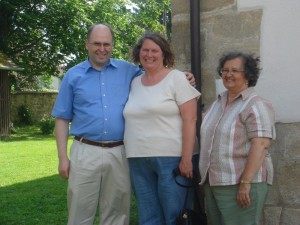 from left to right: Ruediger Kemmler, Patty Gernert, Linday Hoyouse
